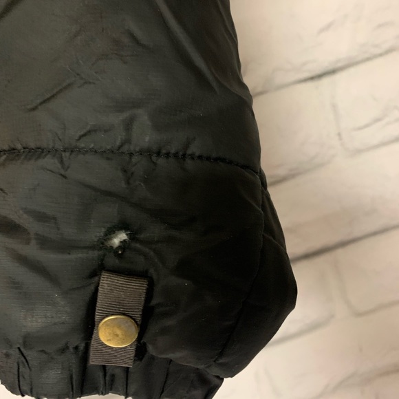 The North Face puffer jacket Small 7/8 Kids - Picture 4 of 9